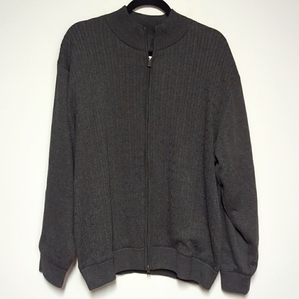 NWT F/X Fusion Charcoal Gray Zip Sweater